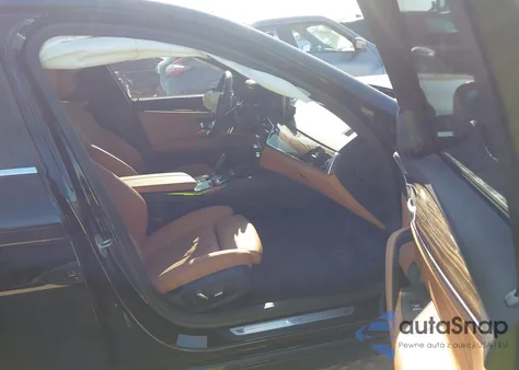 2021 BMW 530E from USA, damaged, VIN WBA13AG01MCG99991